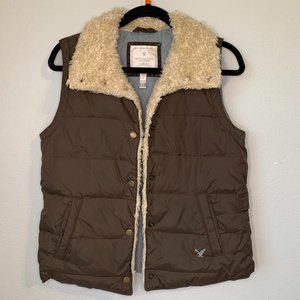 American Eagle Brown Puffer Vest